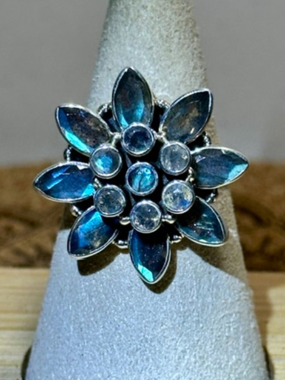 Labradorite Floral Marquise Shape Ring .925